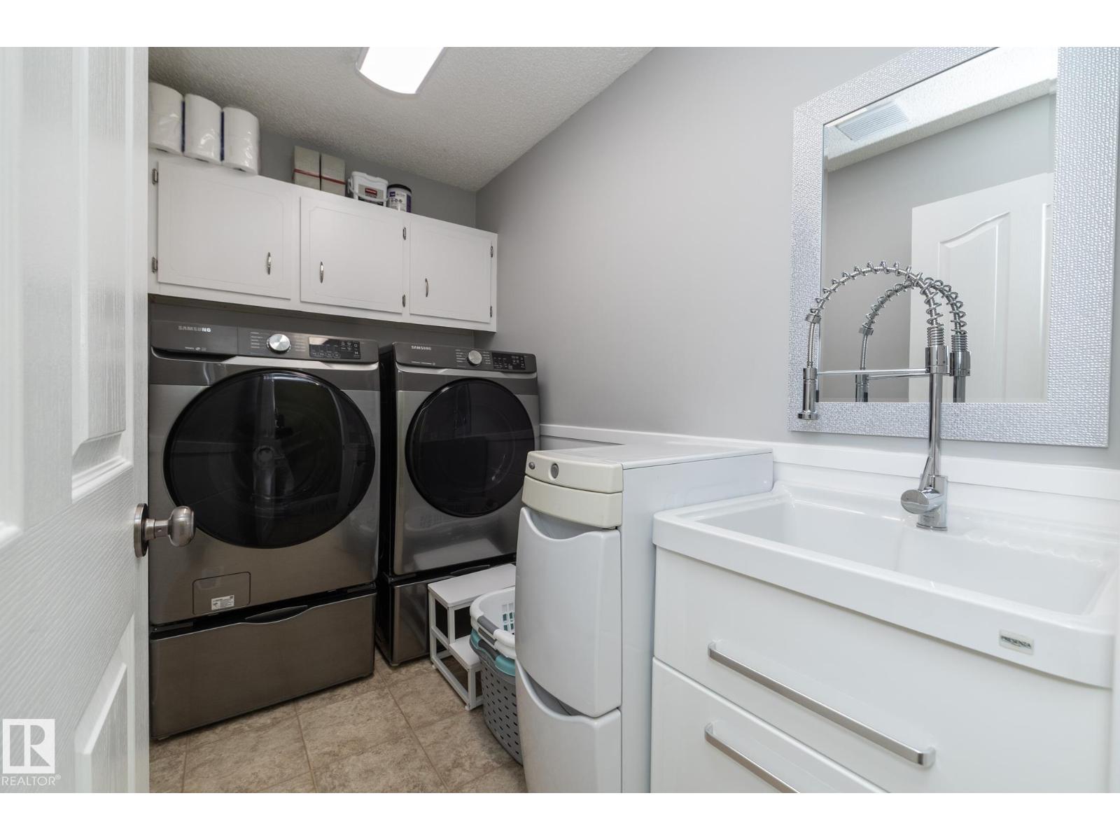 #40 2022 PARKLAND DR - 47