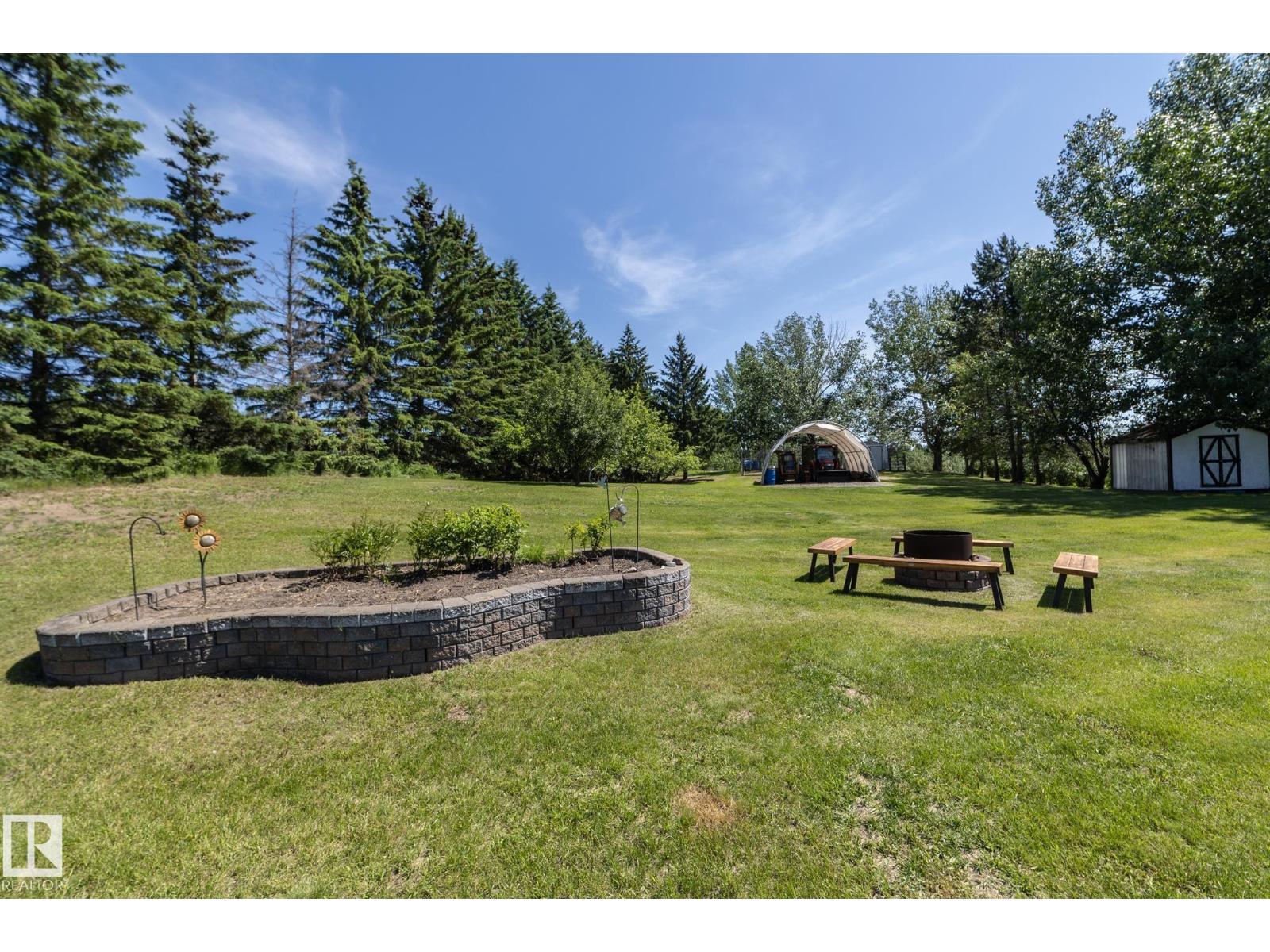 #40 2022 PARKLAND DR - 56