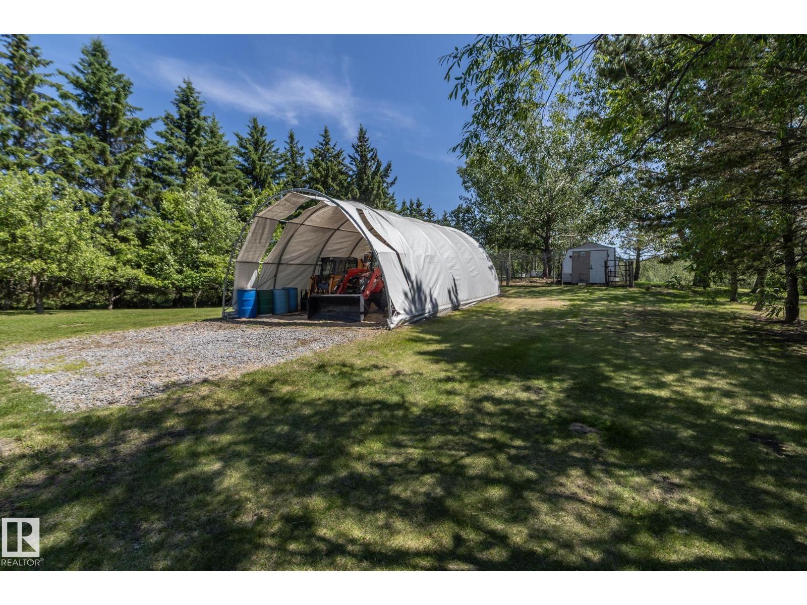#40 2022 PARKLAND DR - 60