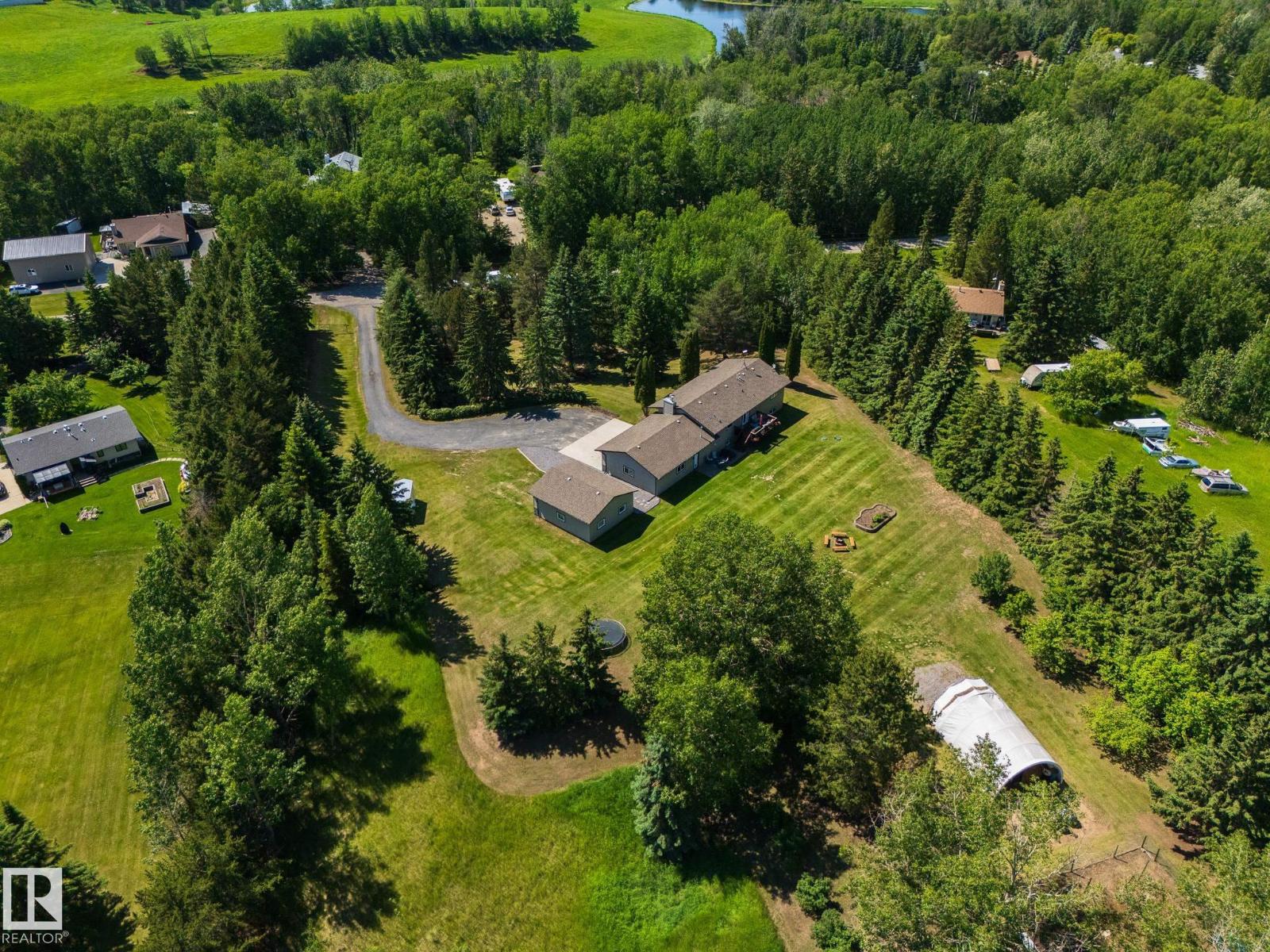 #40 2022 PARKLAND DR - 65