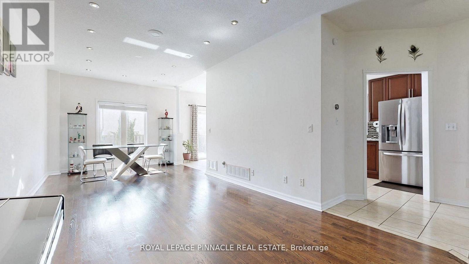 7254 DIME CRESCENT - 7
