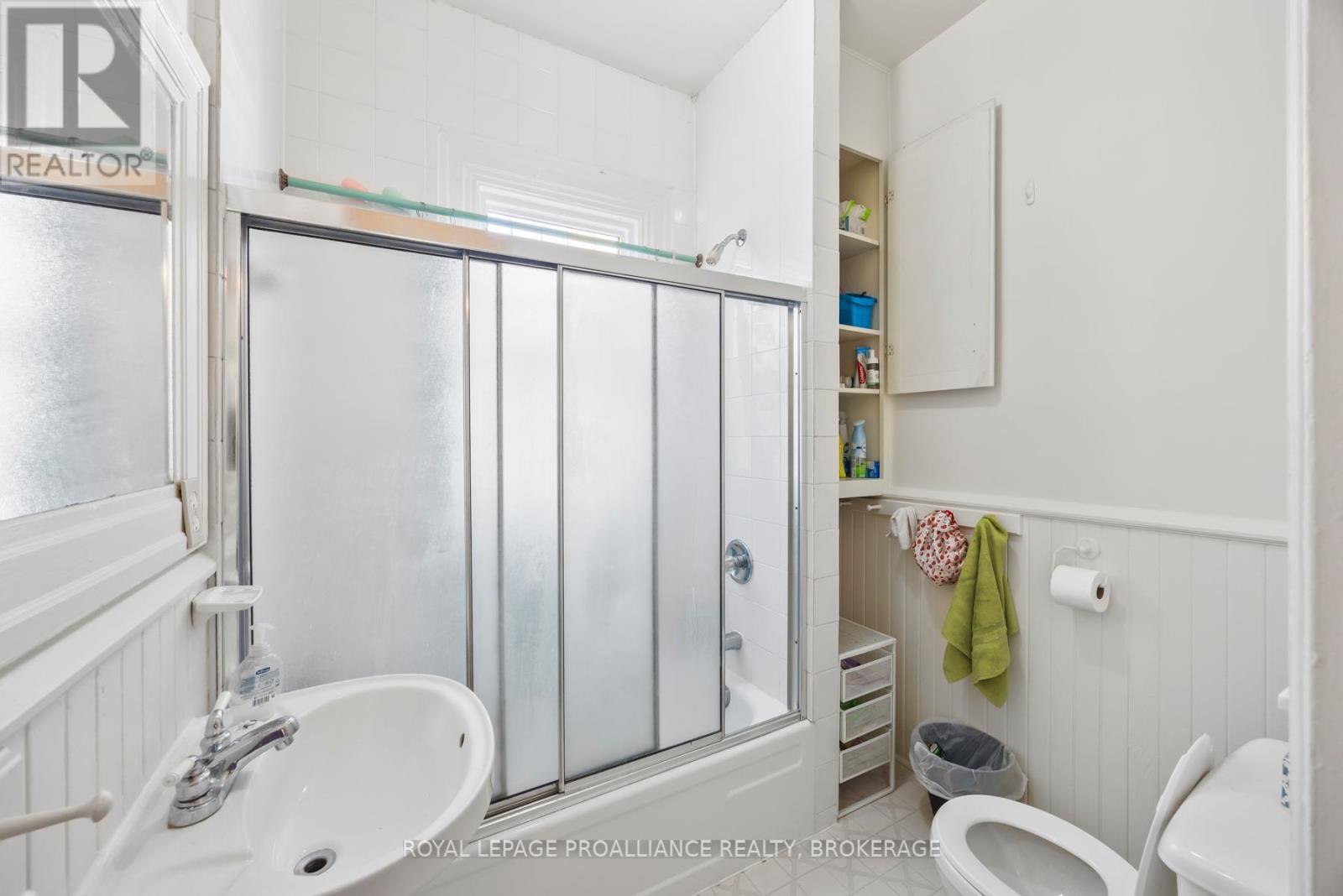 217 WILLIAM STREET - 22
