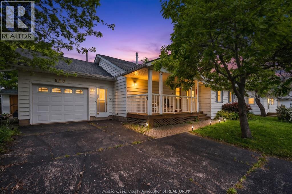 866 POINT PELEE DRIVE - 1