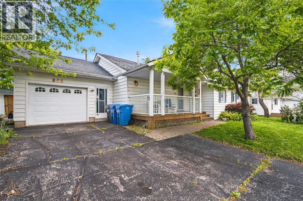 866 POINT PELEE DRIVE - 2