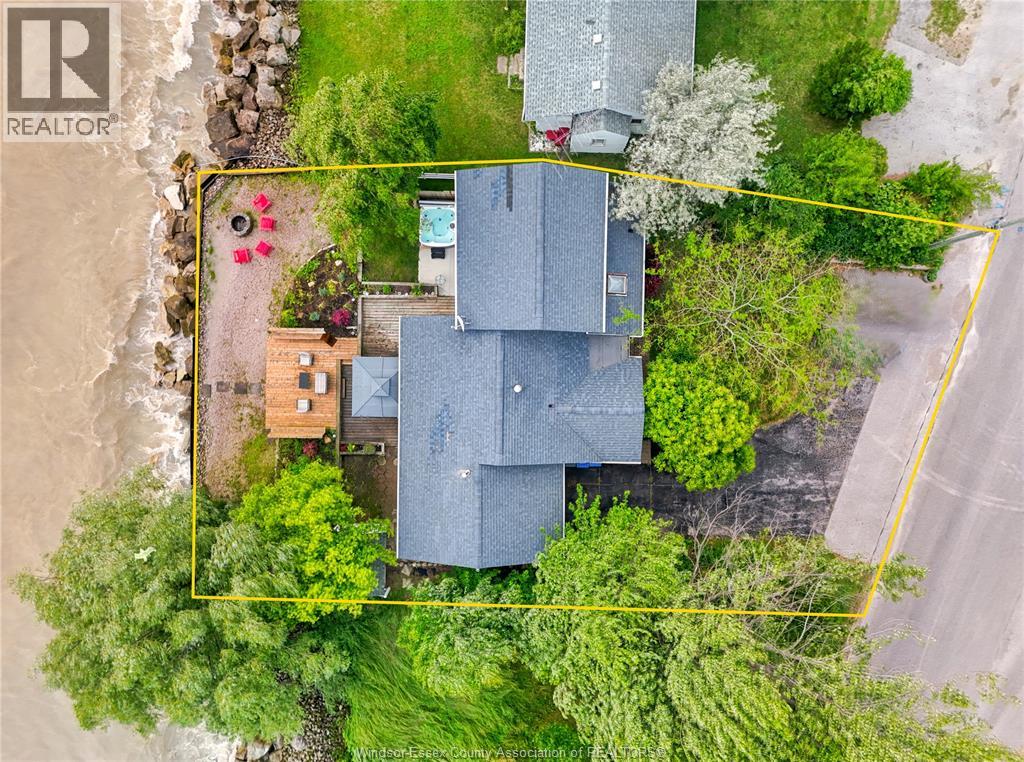 866 POINT PELEE DRIVE - 3