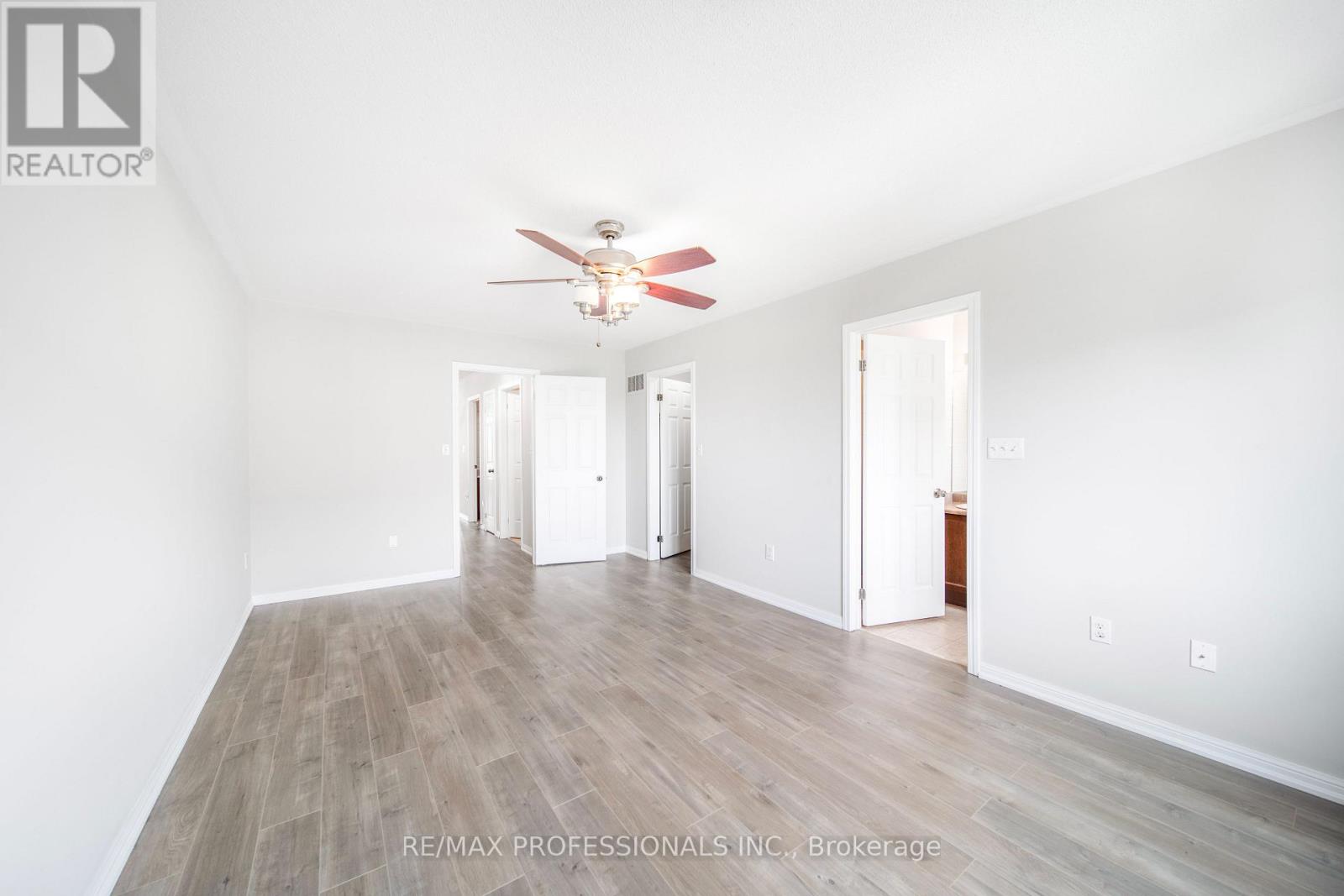 71 CONNELL LANE - 25