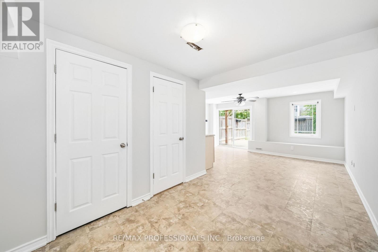 71 CONNELL LANE - 31