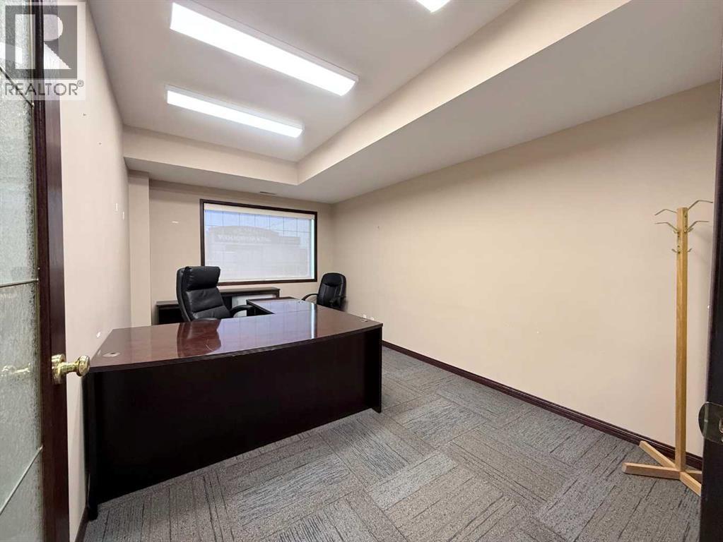 9824 97 Avenue - Photo 10