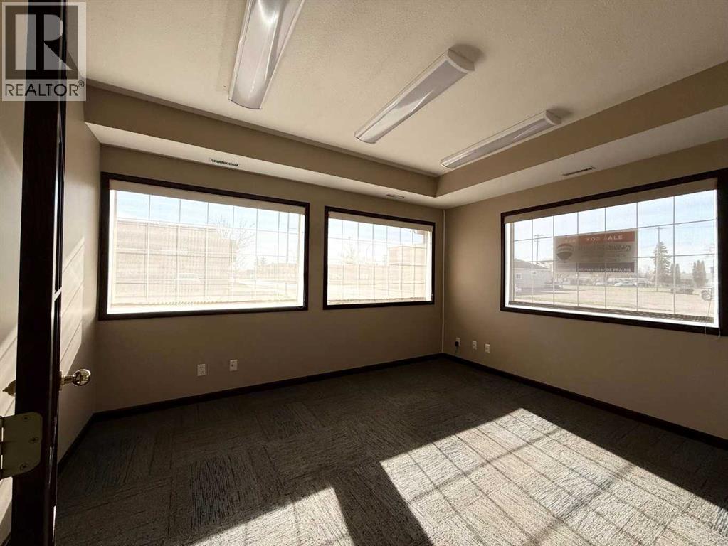 9824 97 Avenue - Photo 7