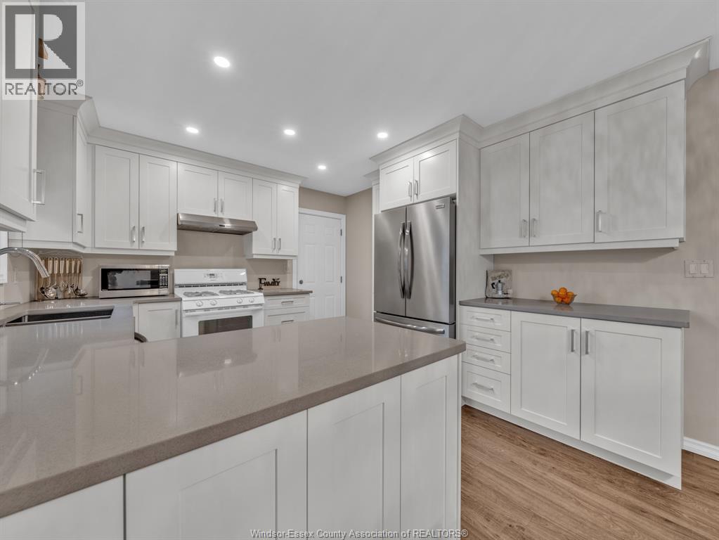 1533 PEACH DRIVE - 11