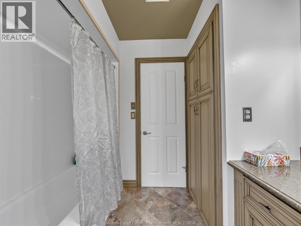 1533 PEACH DRIVE - 20