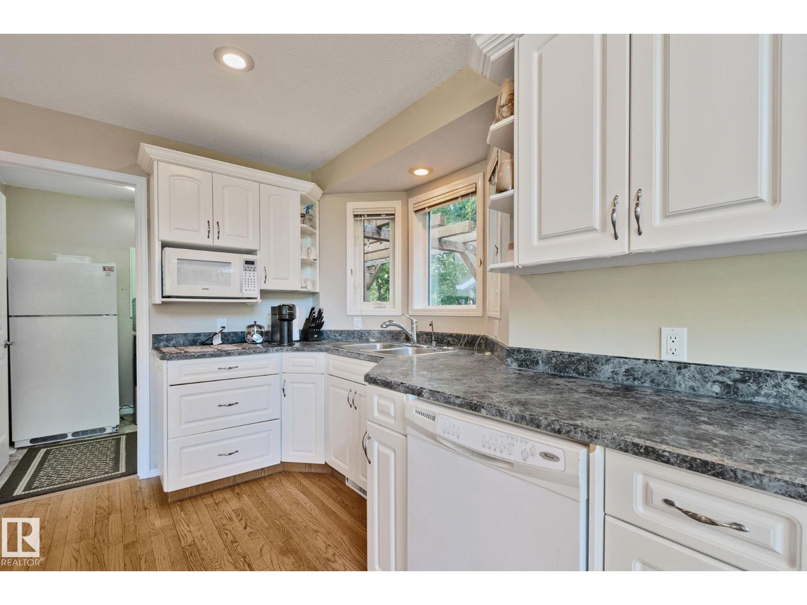 1107 View Rd - 8