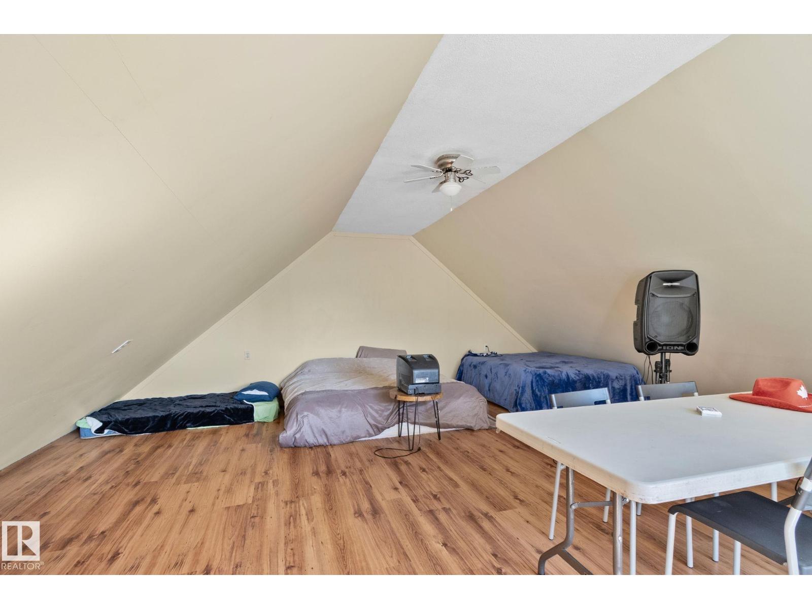 1107 View Rd - 33