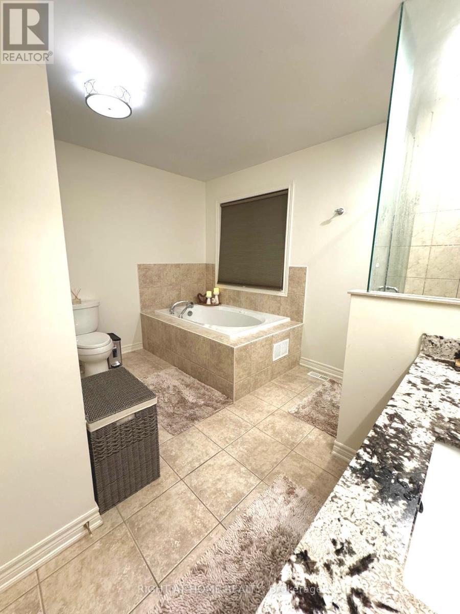 110 THATCHER CRESCENT - 22
