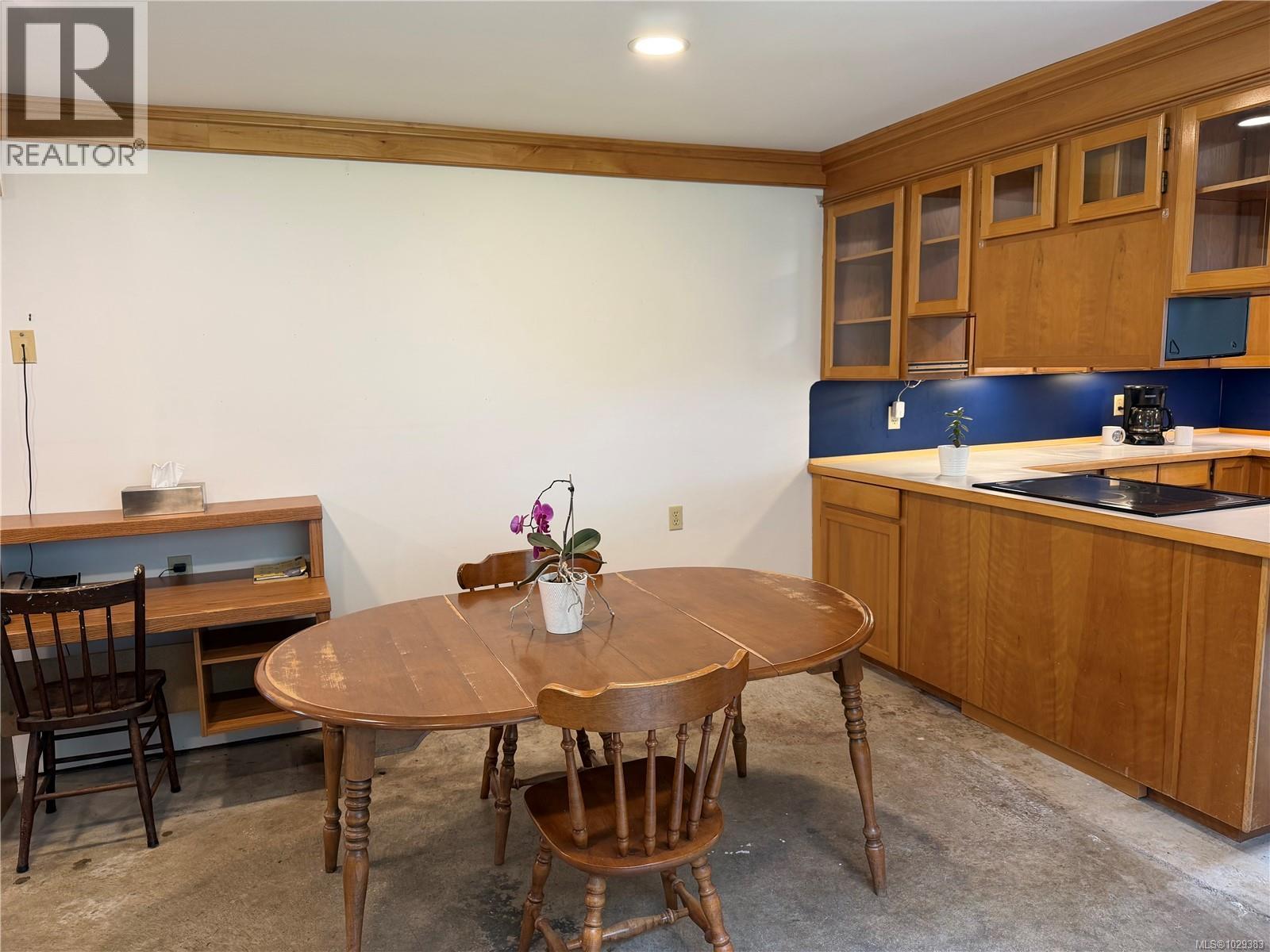 147 Maquinna Ave - 14