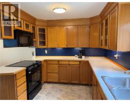 Entrance - 147 Maquinna Ave, Zeballos, BC V0P2A0 Photo 12