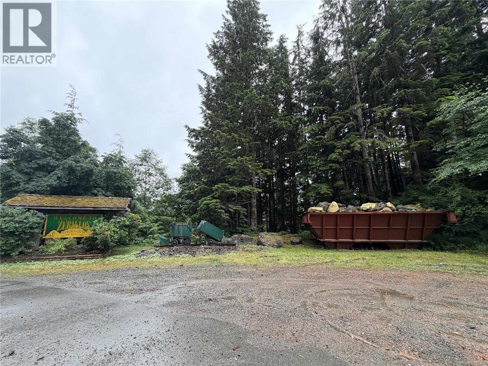 147 Maquinna Ave - 38