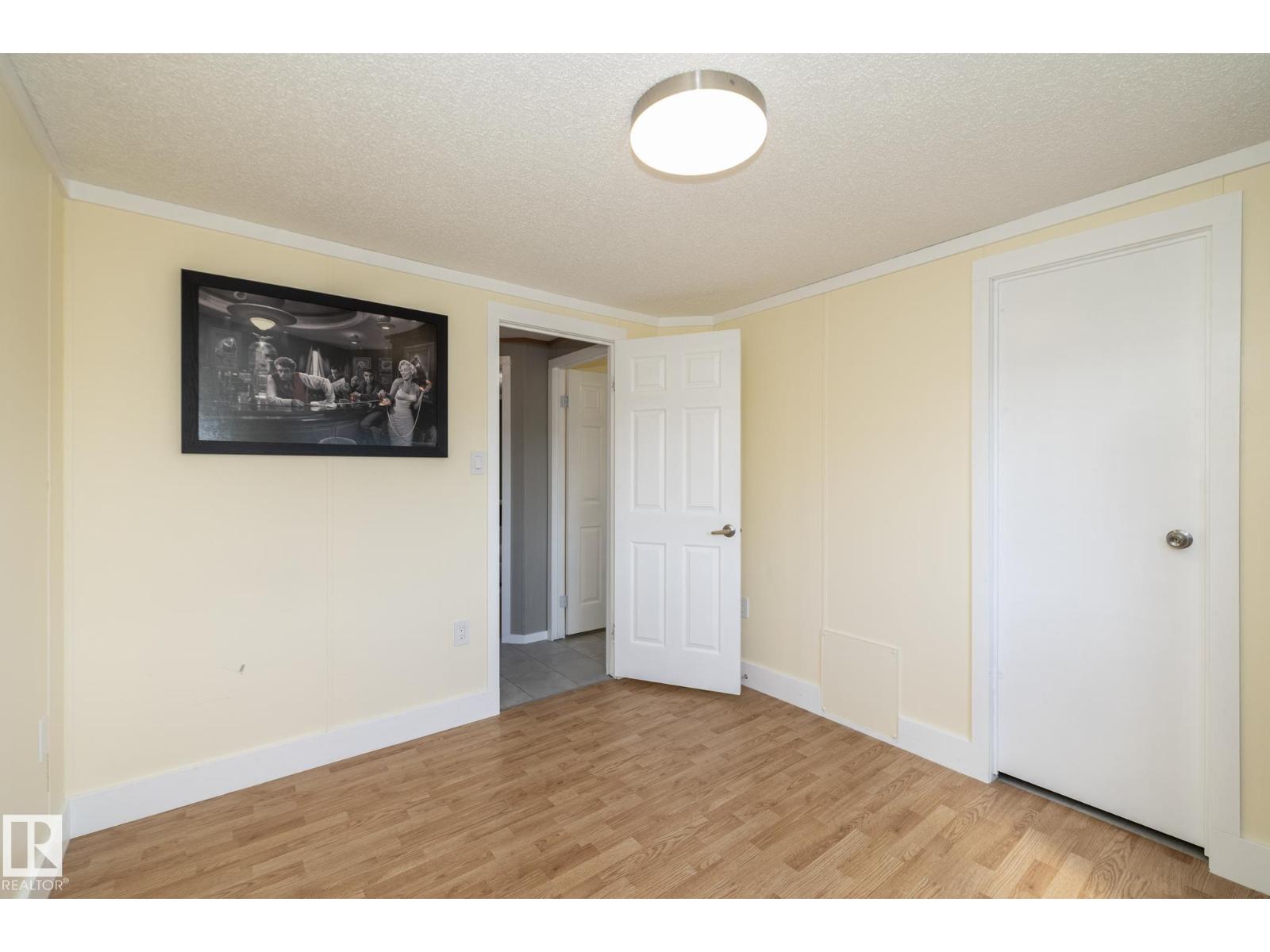 143 48 3400 ST W - 27