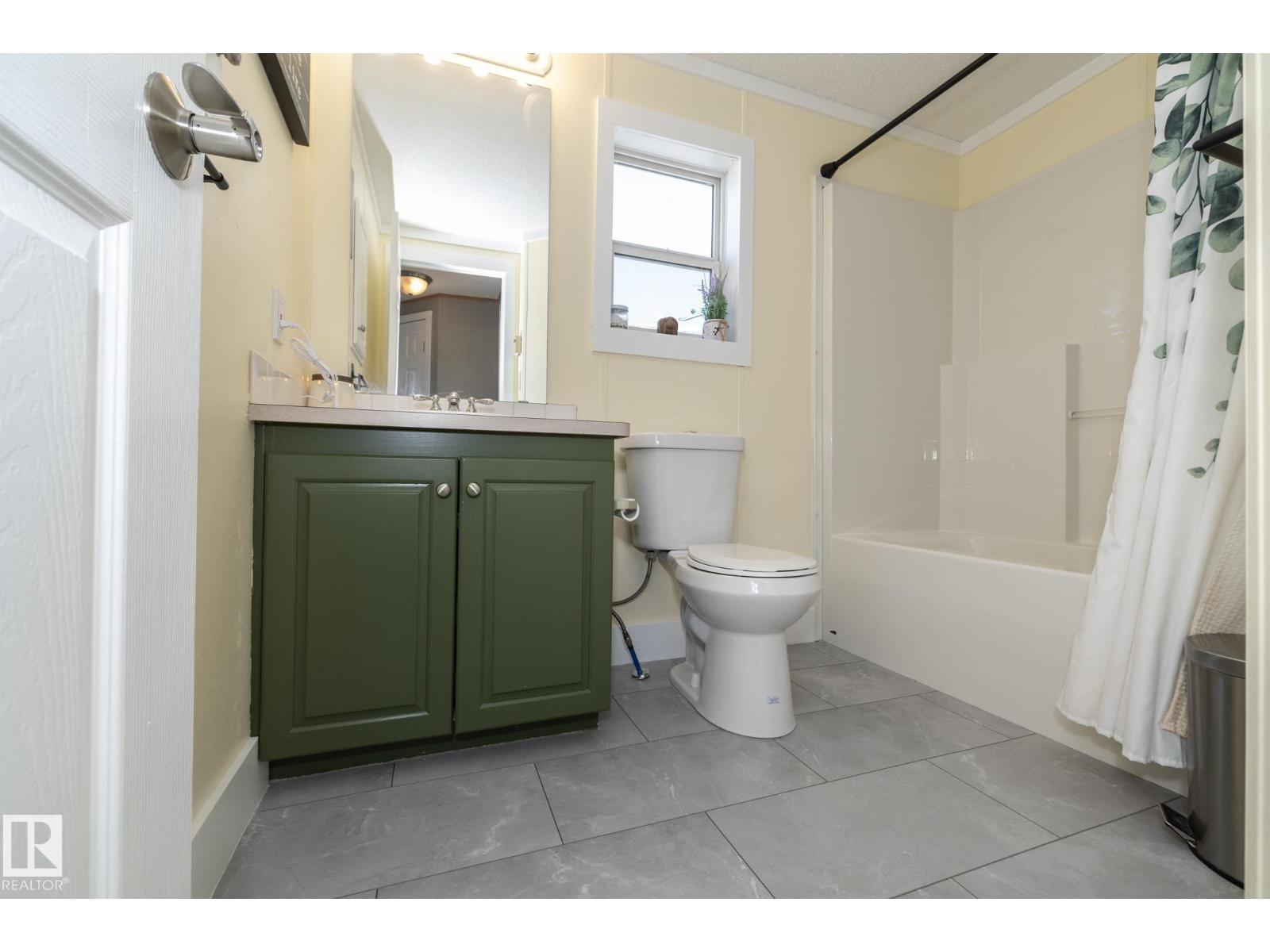 143 48 3400 ST W - 28