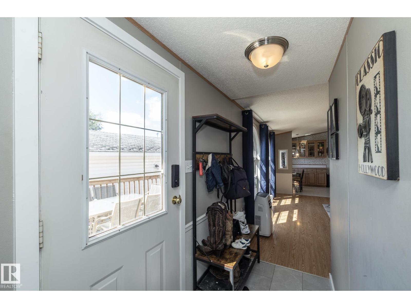 143 48 3400 ST W - 6