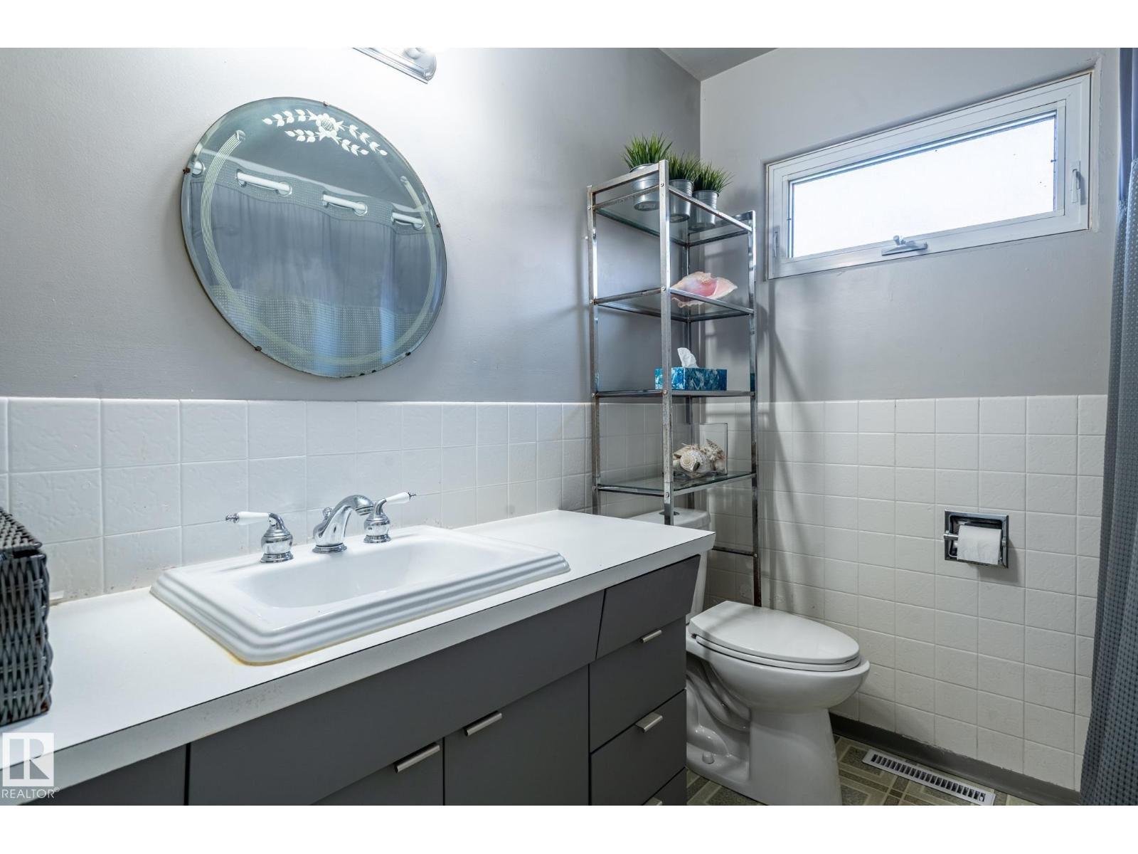 14643 88 AV NW — photo 27