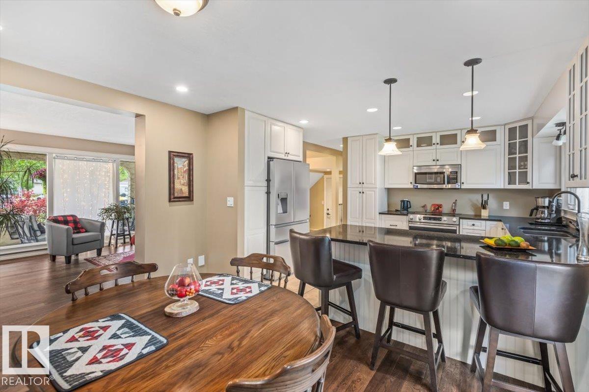 13 LLOYD PL — photo 11