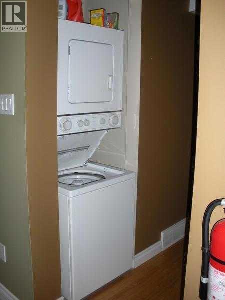 Upper Unit Laundry