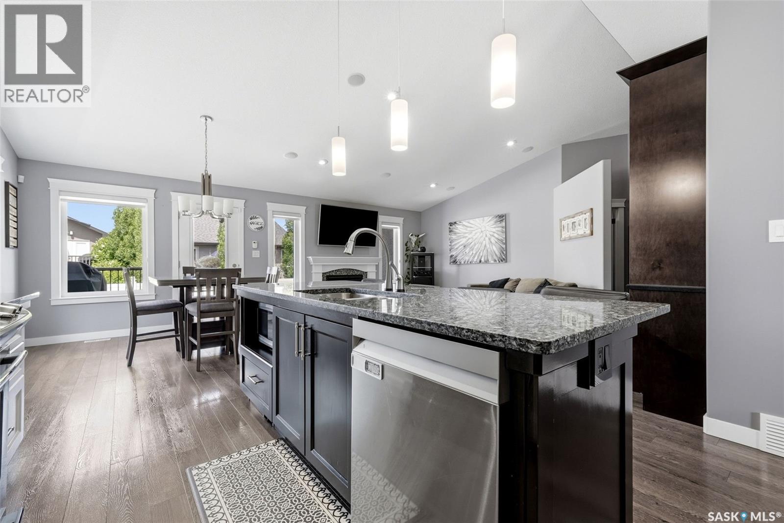 6920 Maple Ridge DRIVE — photo 11