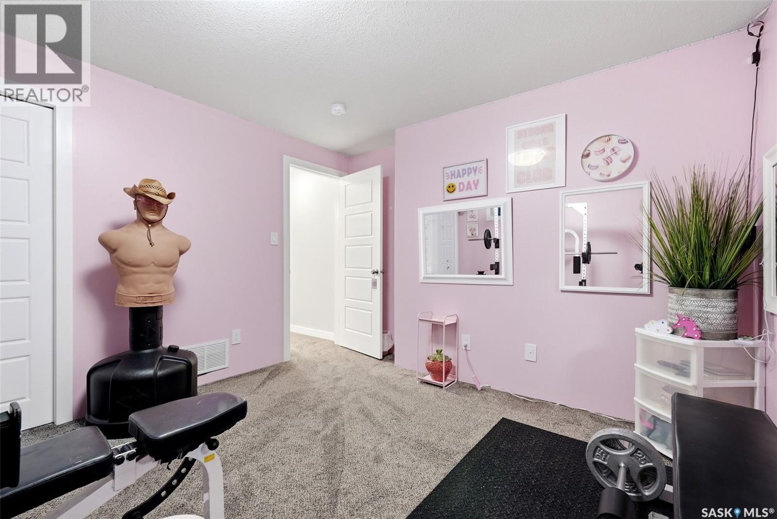 6920 Maple Ridge DRIVE — photo 34