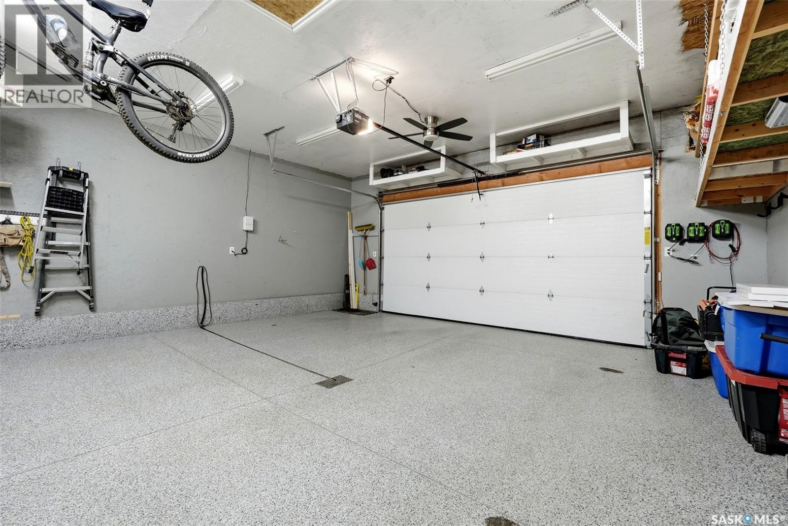 6920 Maple Ridge DRIVE — photo 36