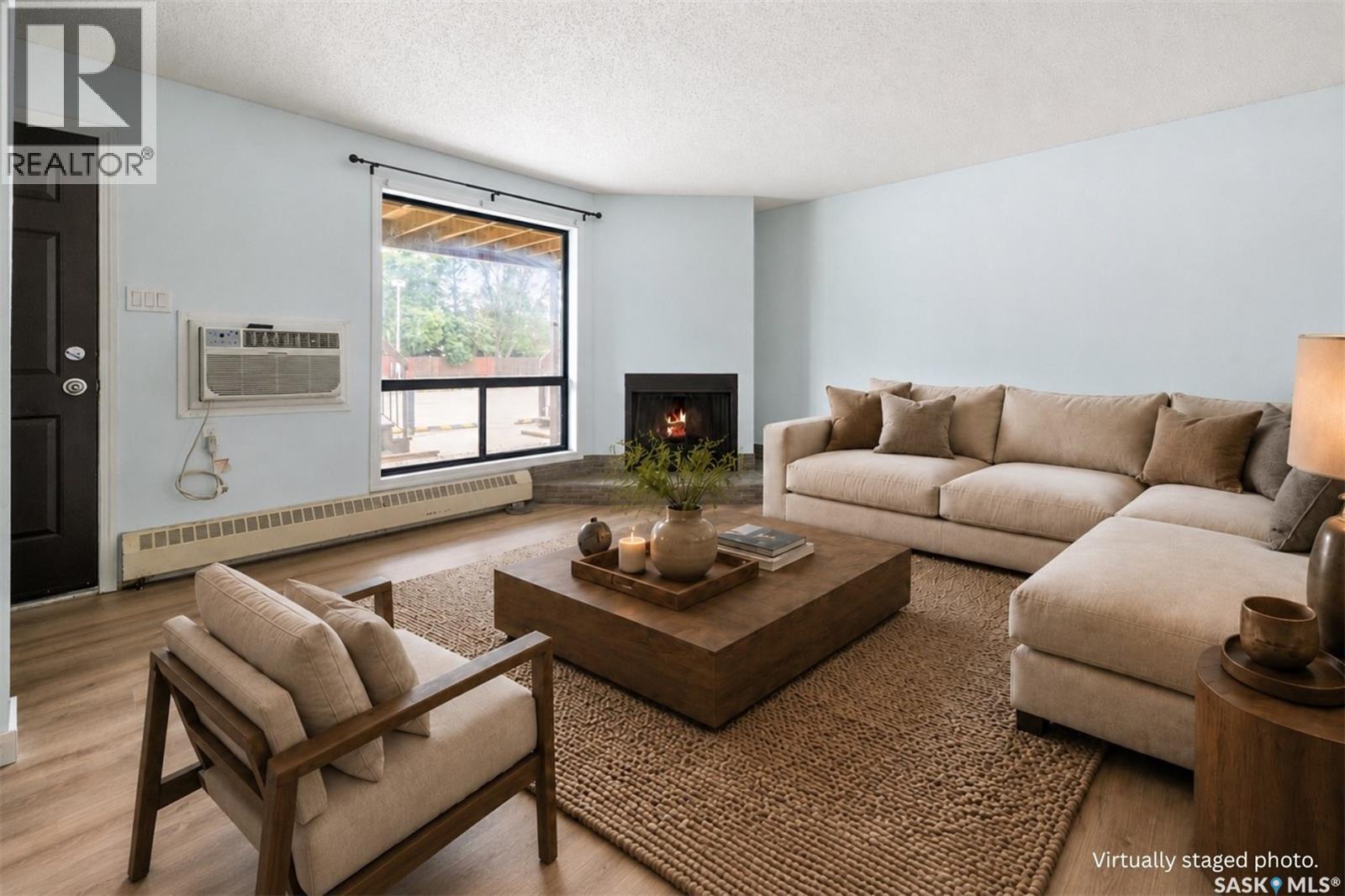 #102 2931 Harding STREET - 1