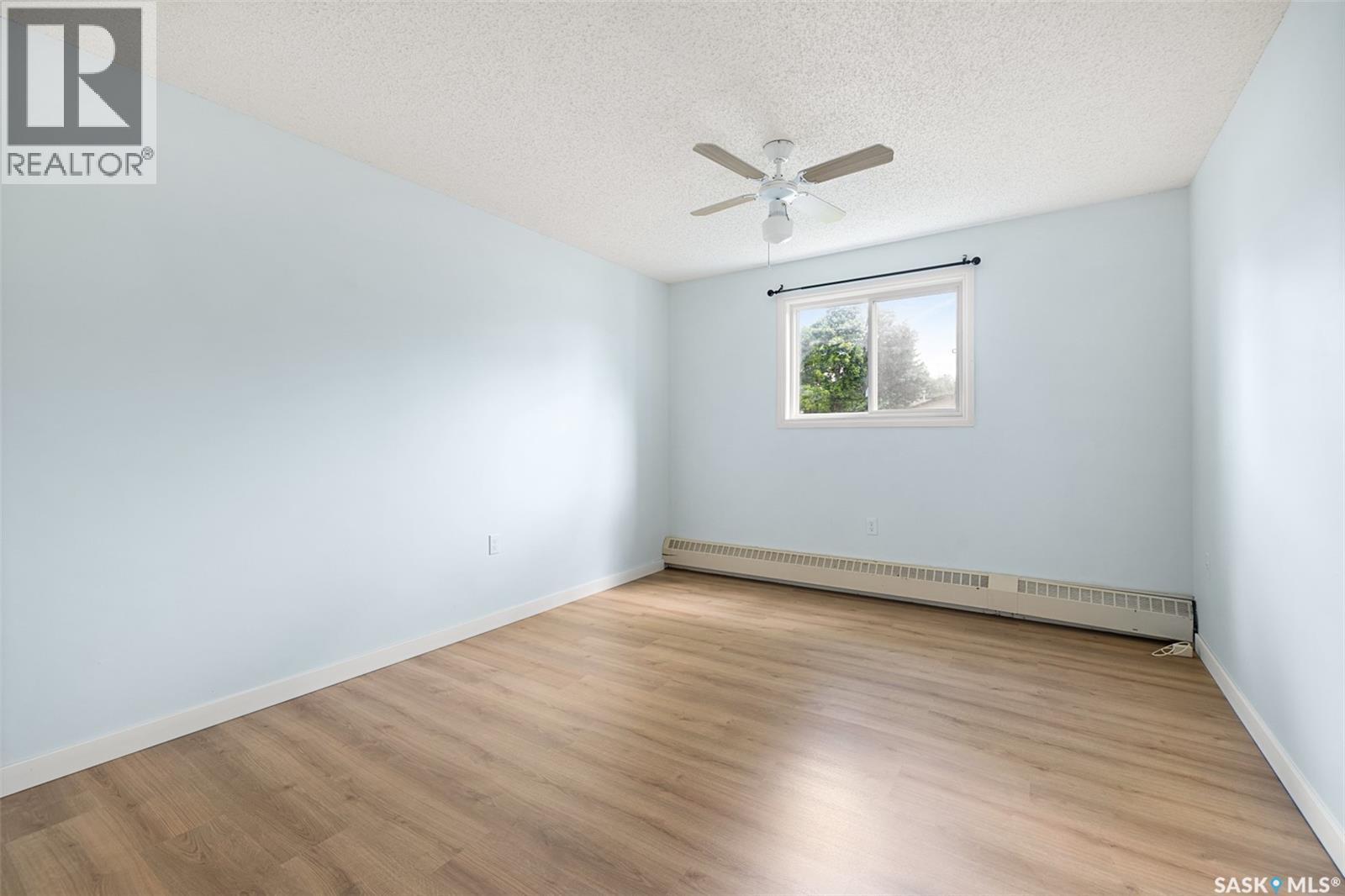 #102 2931 Harding STREET - 16