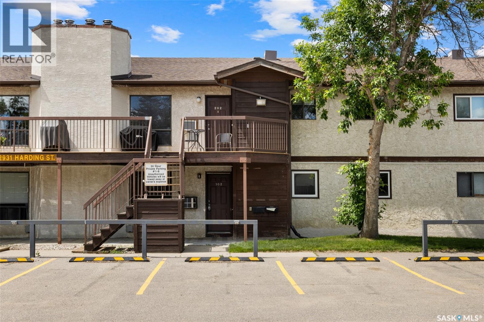 #102 2931 Harding STREET - 2