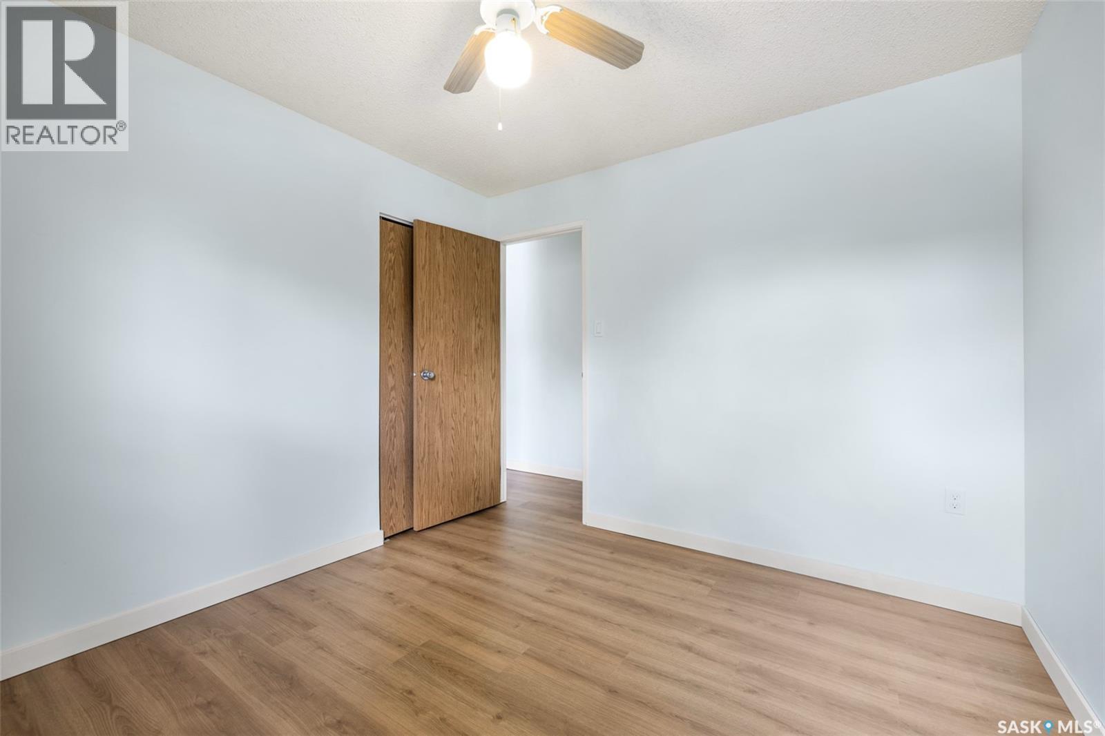 #102 2931 Harding STREET - 23