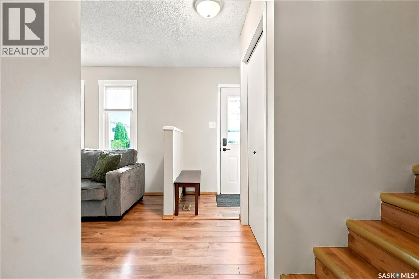 430 Manning LANE - photo 3