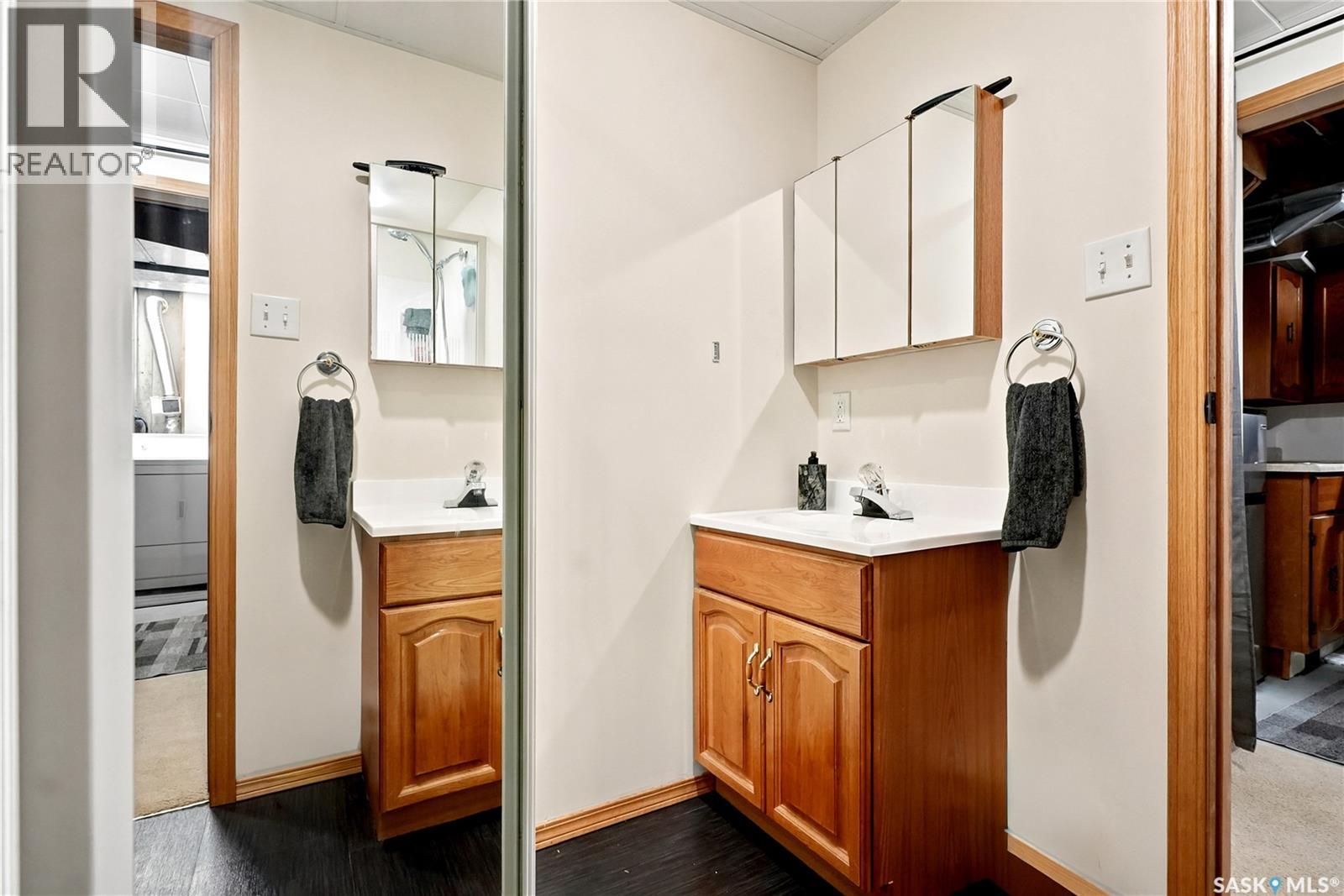 430 Manning LANE — photo 33