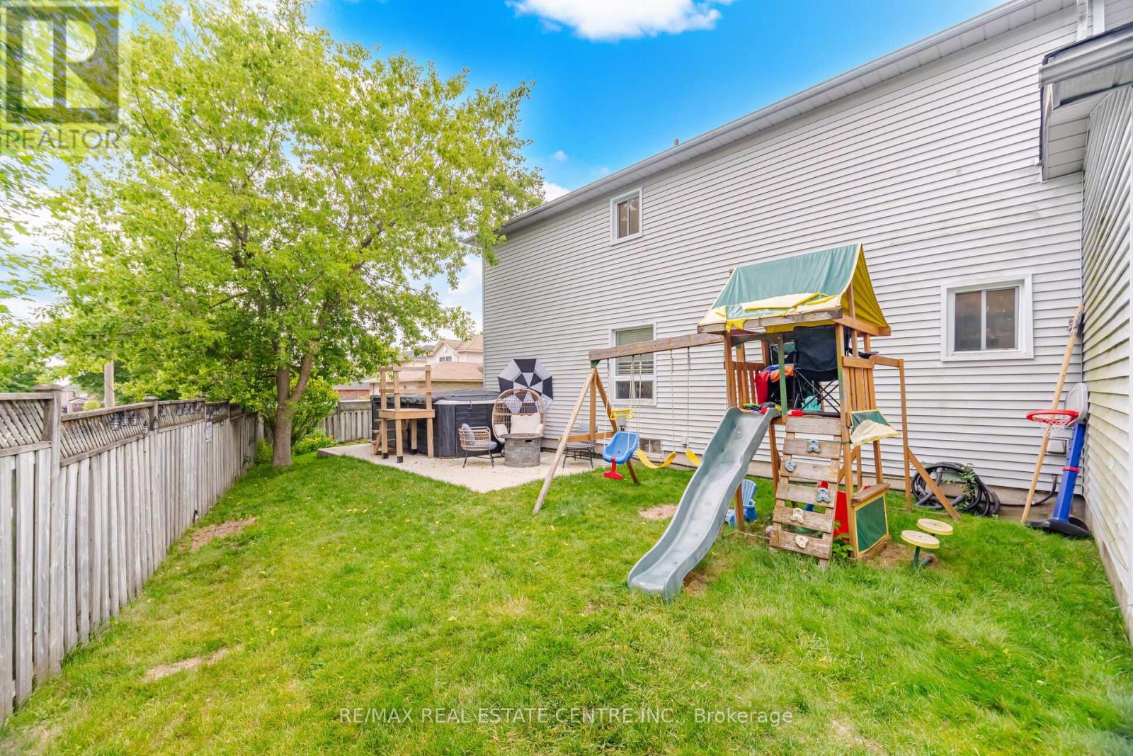 323 MICHAEL DRIVE - 28