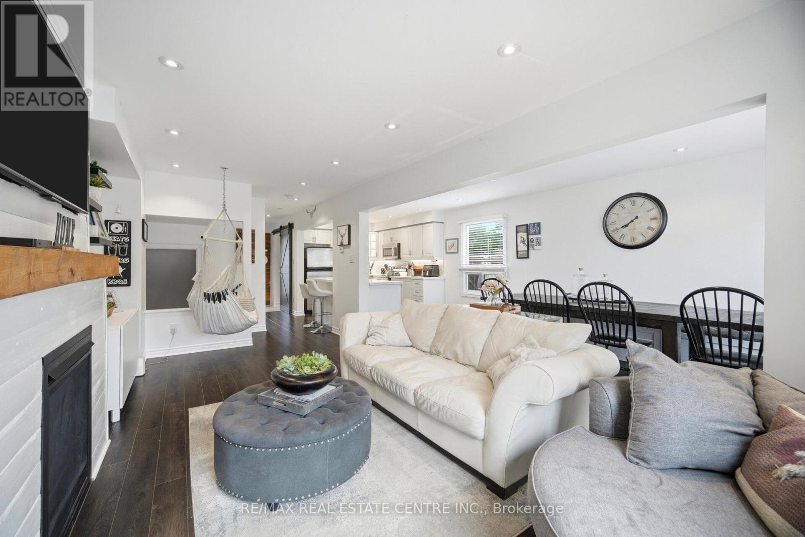 323 MICHAEL DRIVE - 6
