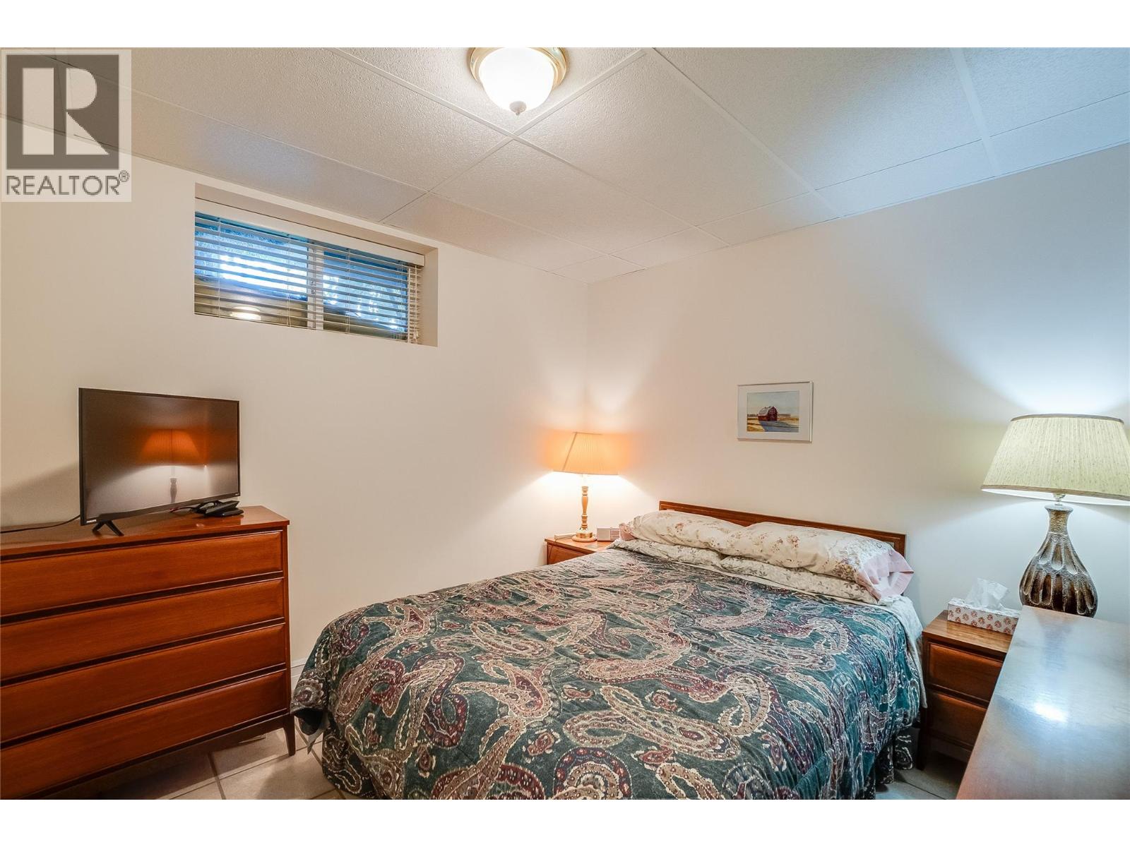 7592 3a Highway - 30