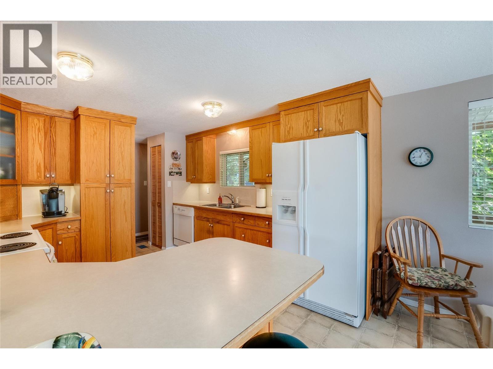 7592 3a Highway - 8