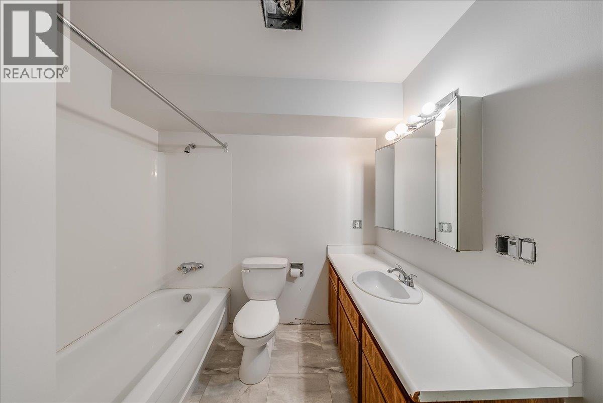 #111 1800 Kirkup Avenue - 26