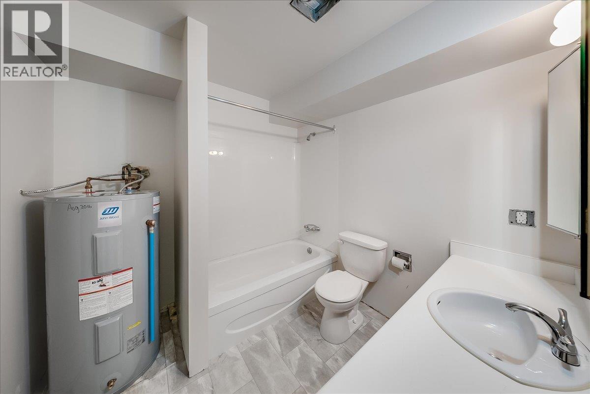 #111 1800 Kirkup Avenue - 27
