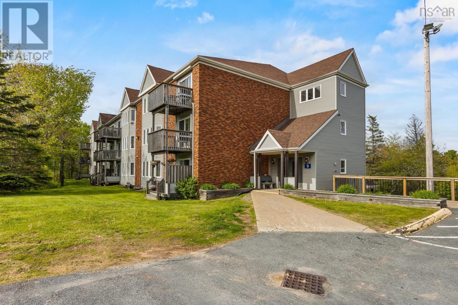 #351 9 Forest Hills Parkway - 1