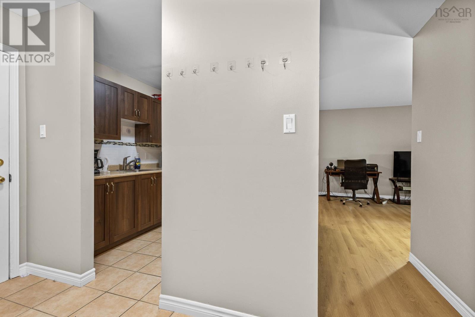 #351 9 Forest Hills Parkway - 18
