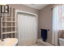 344 St Patrick, Bathurst, NB E2A1E3 Photo 29