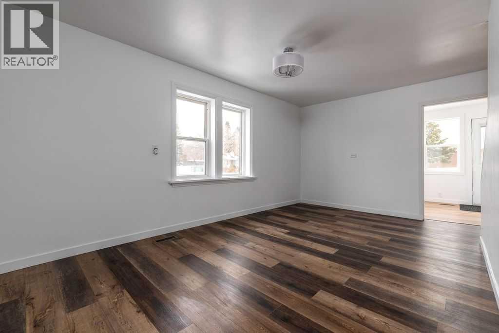4504 49 Street - 6
