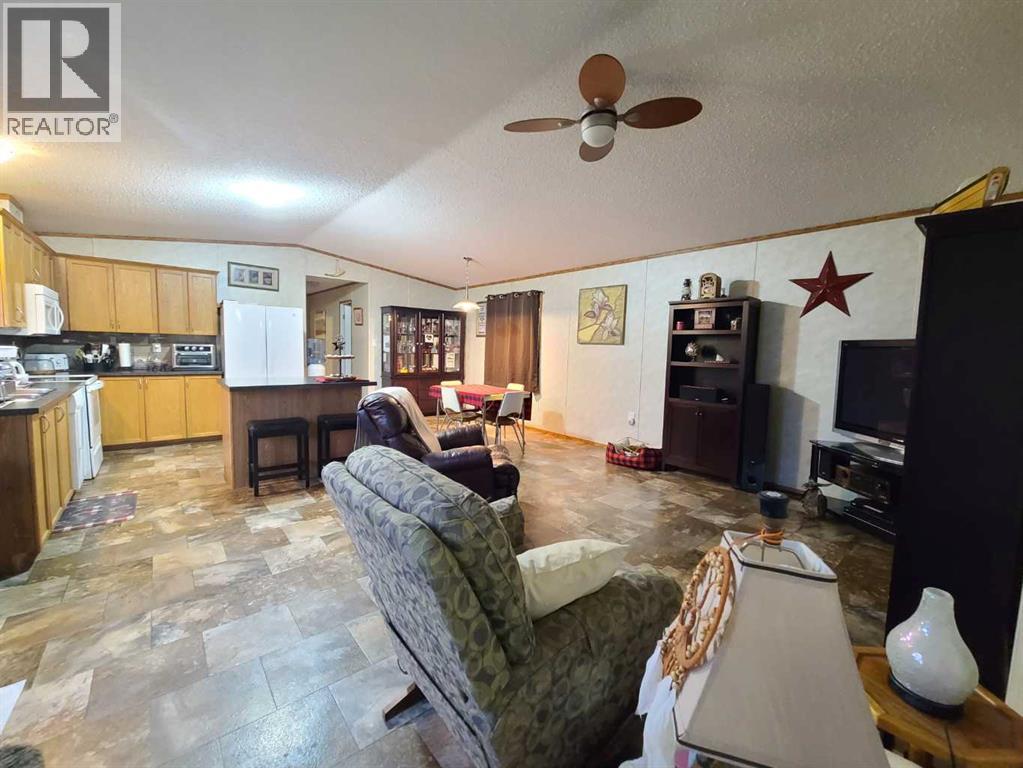 5533 and 5531 51 Street - 5