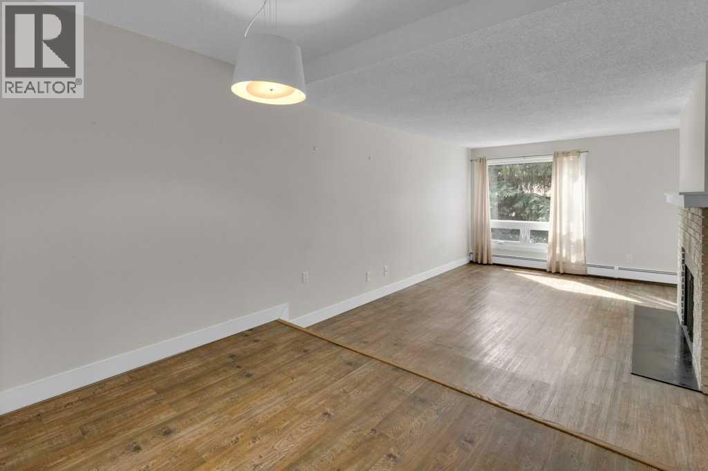 #6 3402 Parkdale Boulevard NW - 14