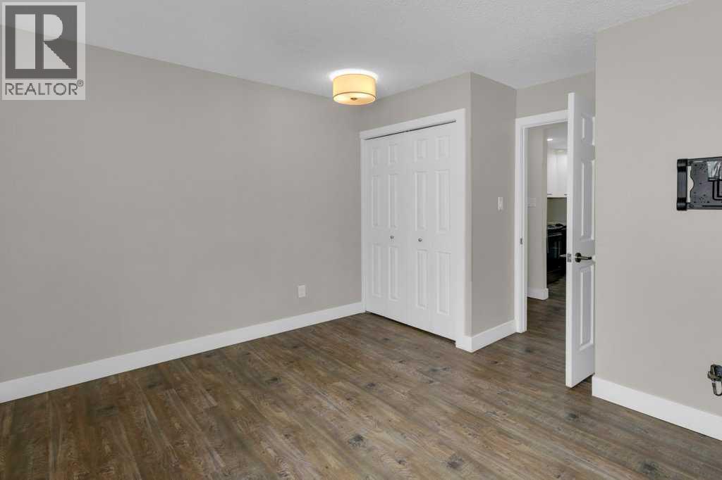 #6 3402 Parkdale Boulevard NW - 28