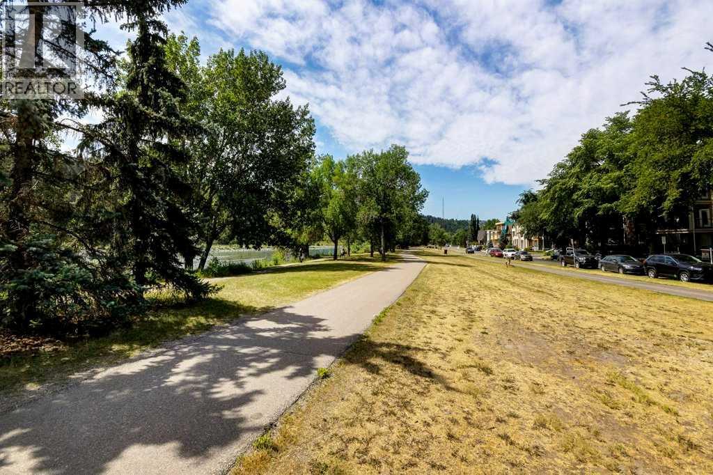 #6 3402 Parkdale Boulevard NW - 38